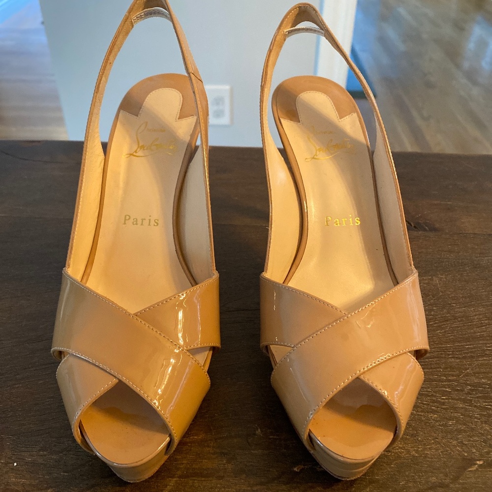 Christian Louboutin Nude Sandals Size 38